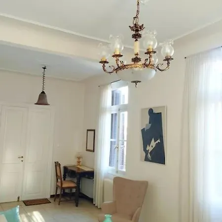 Calliope's Neoclassical In The Heart Of Plaka Appartamento Atene